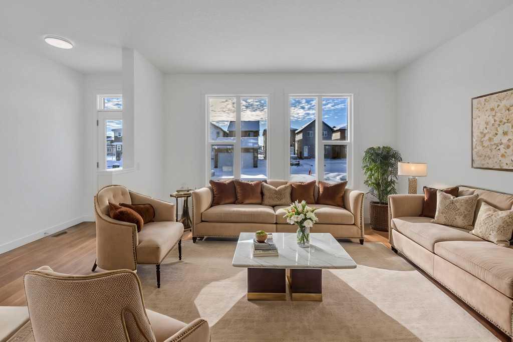 Picture for 1115 Chinook Winds Circle SW