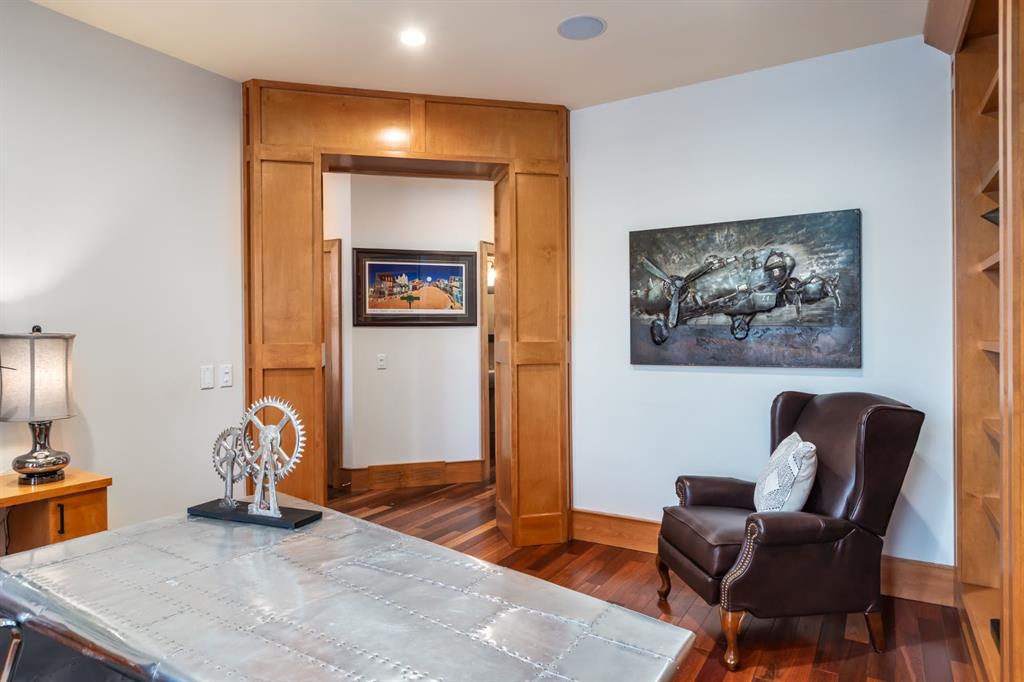 Picture for 2027 27 Avenue SW