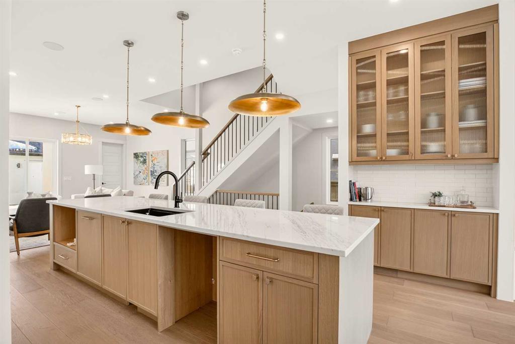 Picture for 2535 2 Avenue NW