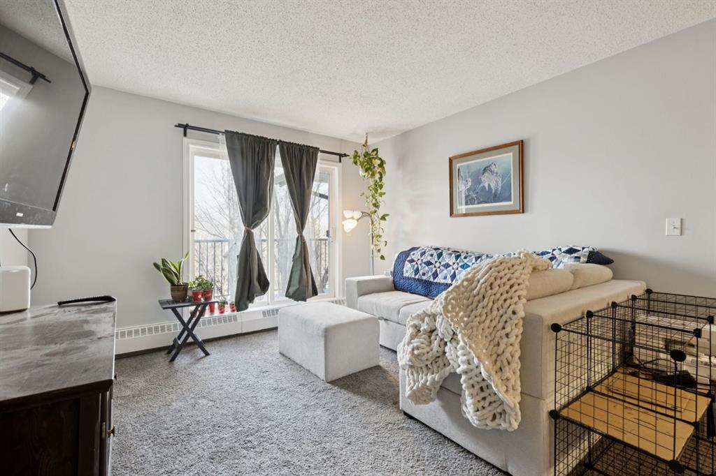 Picture for 412, 11 Dover Point SE