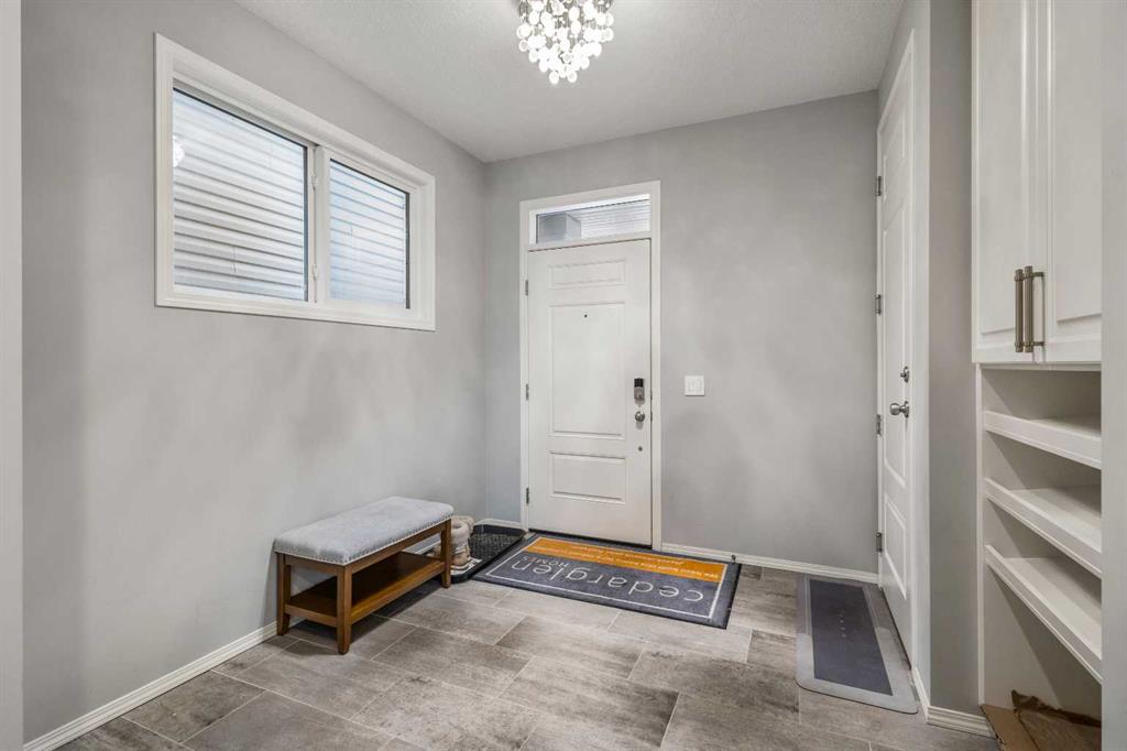 Picture for 1464 Livingston Way NE