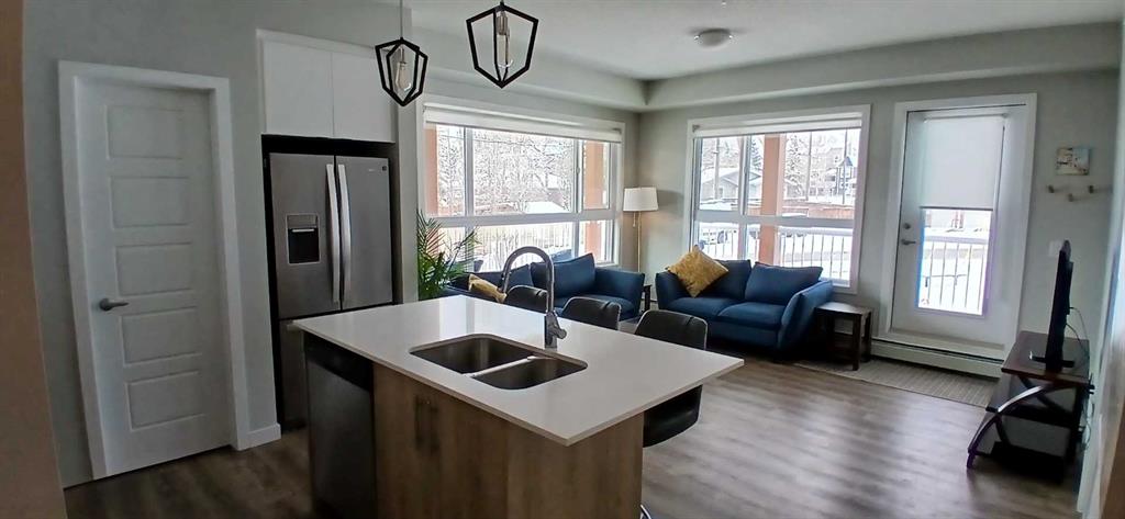 Picture for 102, 1605 17 Street SE