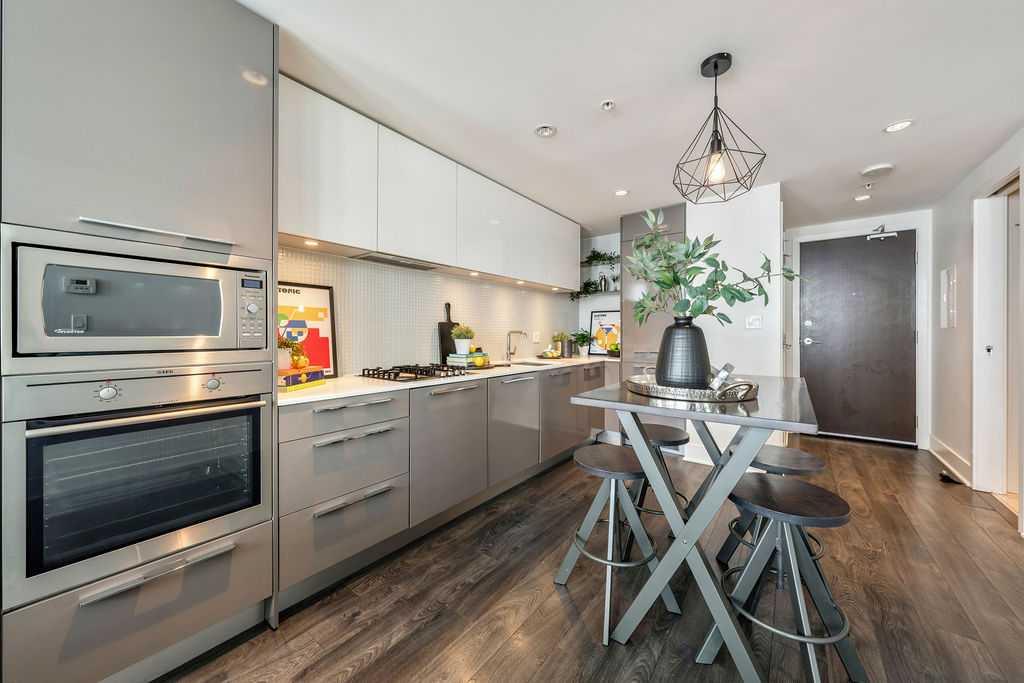 Picture for 2807, 901 10 Avenue SW