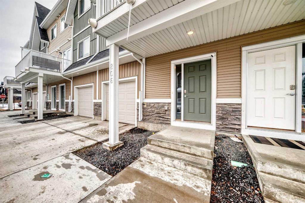 Picture for 806, 32 Red Embers Parade NE