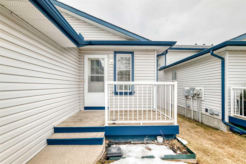 Picture for 11, 33 Stonegate Drive NW