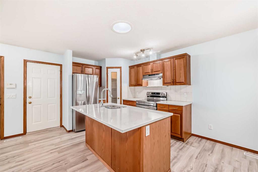 Picture for 11, 33 Stonegate Drive NW