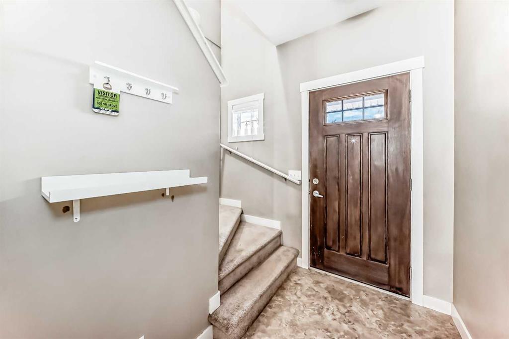 Picture for 636 Skyview Ranch Grove NE