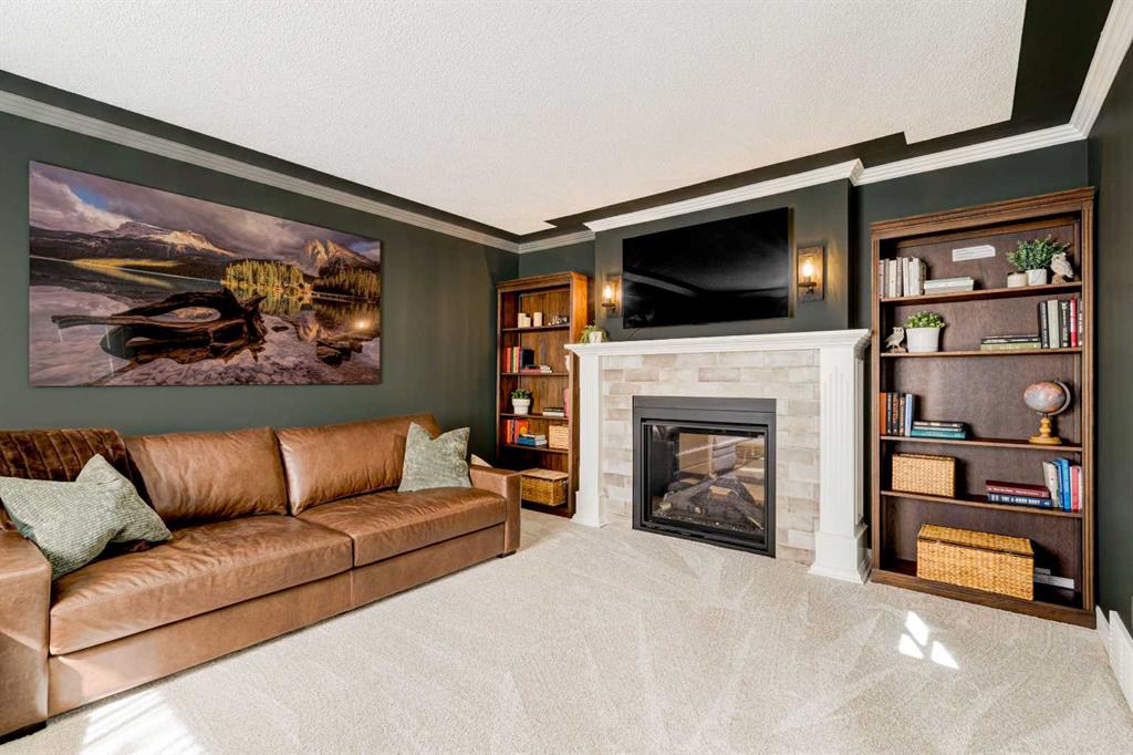 Picture for 34 Christie Estate Gardens SW