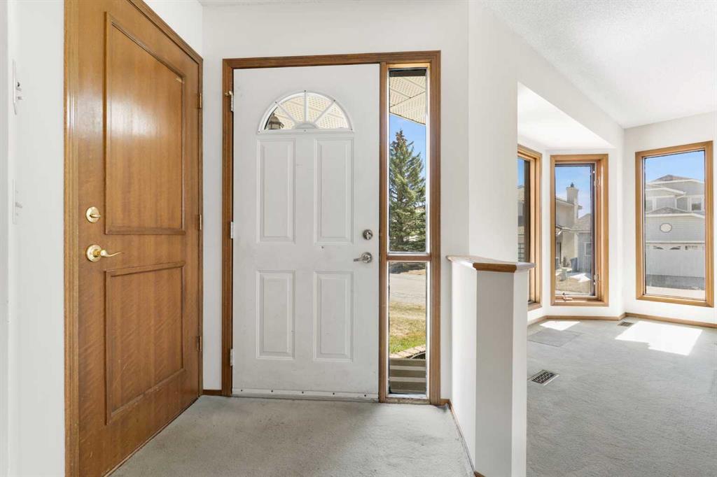 Picture for 190 Hawkville Close NW
