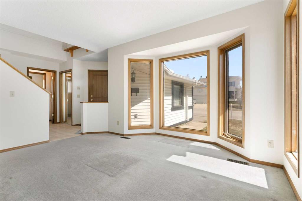 Picture for 190 Hawkville Close NW
