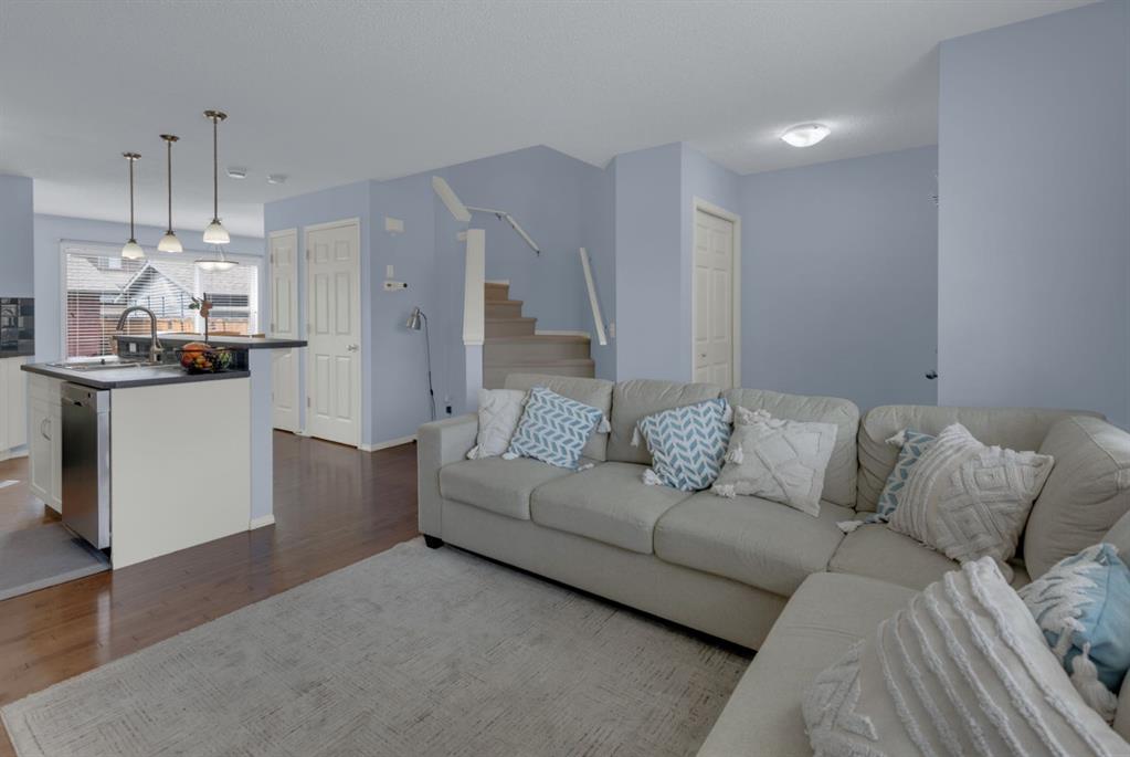 Picture for 273 Eversyde Boulevard SW