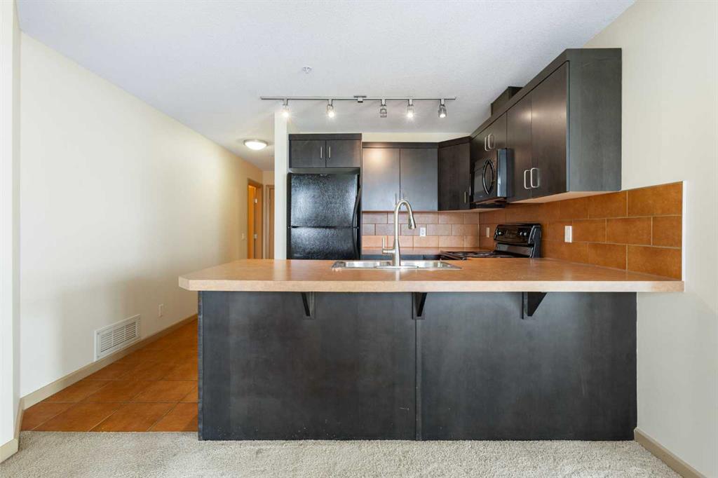 Picture for 610, 1410 1 Street SE