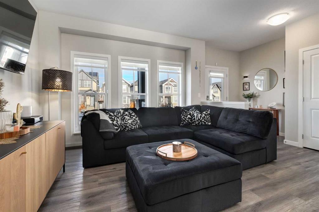 Picture for 577 Masters Road SE