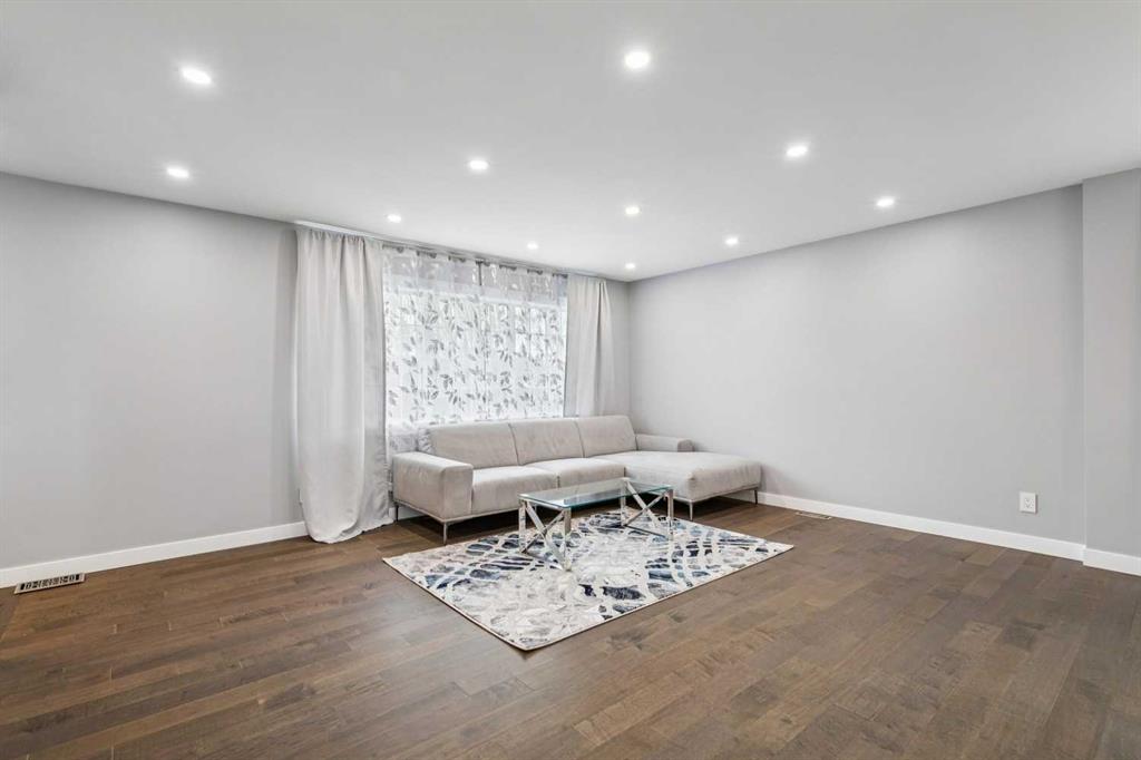 Picture for 427 96 Avenue SE