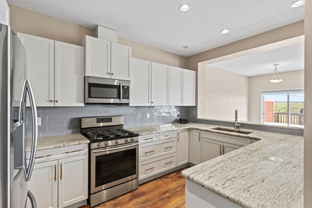 Picture for 514 River Heights Crescent 