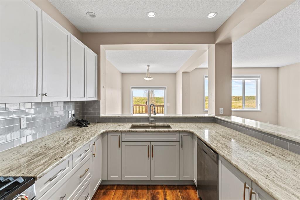 Picture for 514 River Heights Crescent 