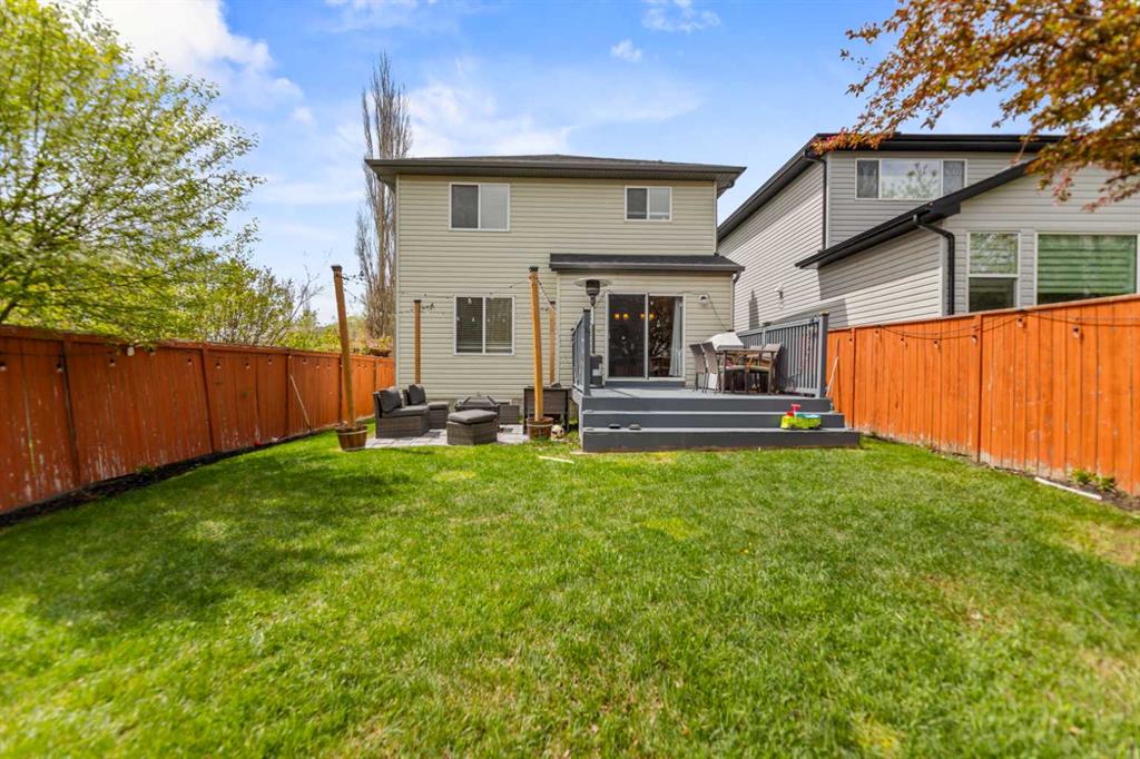 Picture for 182 Tuscany Ravine Road NW