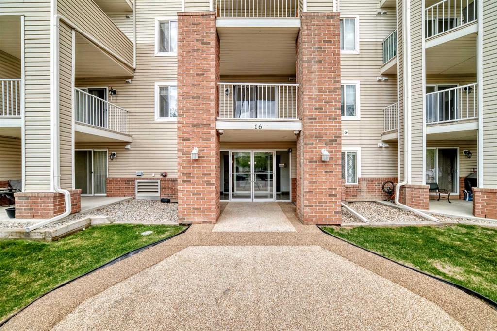 Picture for 406, 16 Country Village Bay NE