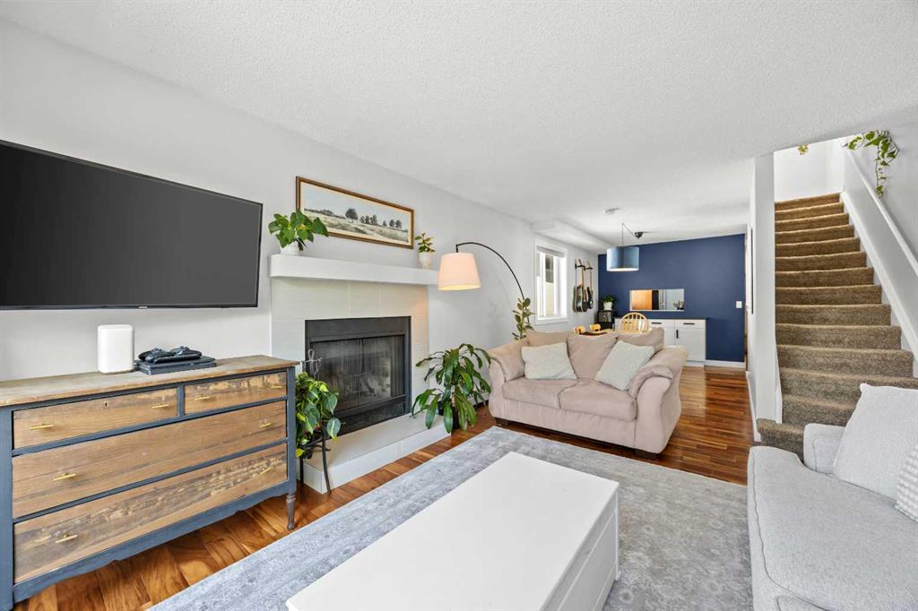 Picture for 301, 1720 13 Street SW