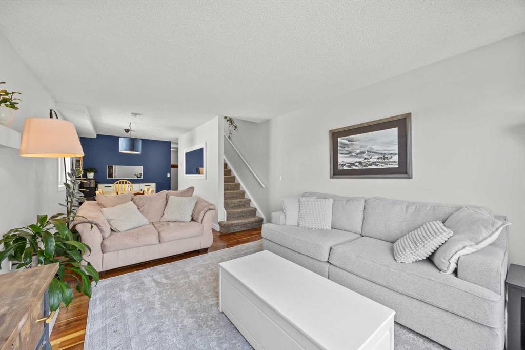 Picture for 301, 1720 13 Street SW