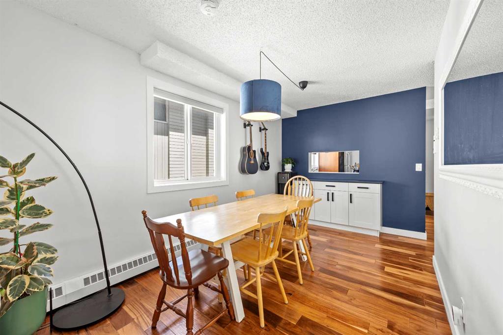 Picture for 301, 1720 13 Street SW