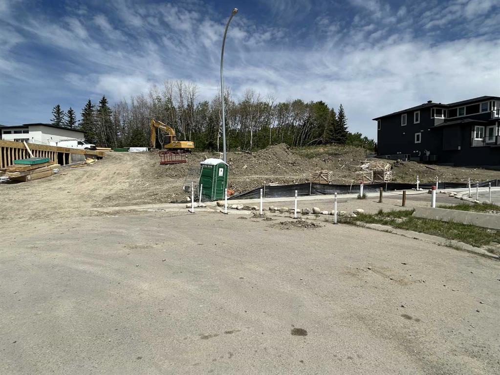 Picture for 64 Rockyvale Drive NW