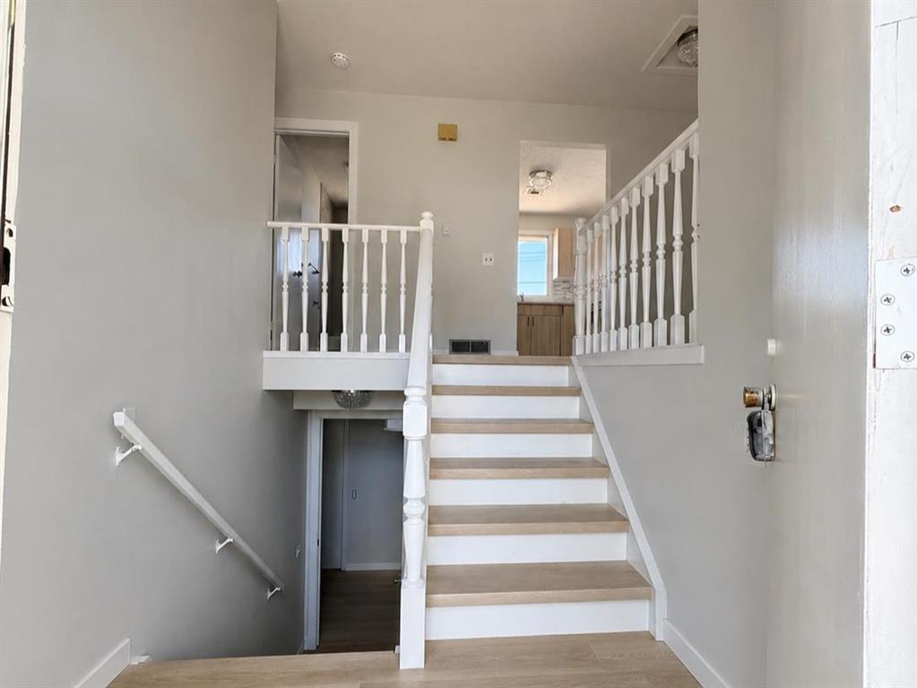 Picture for 215 Penbrooke Way SE