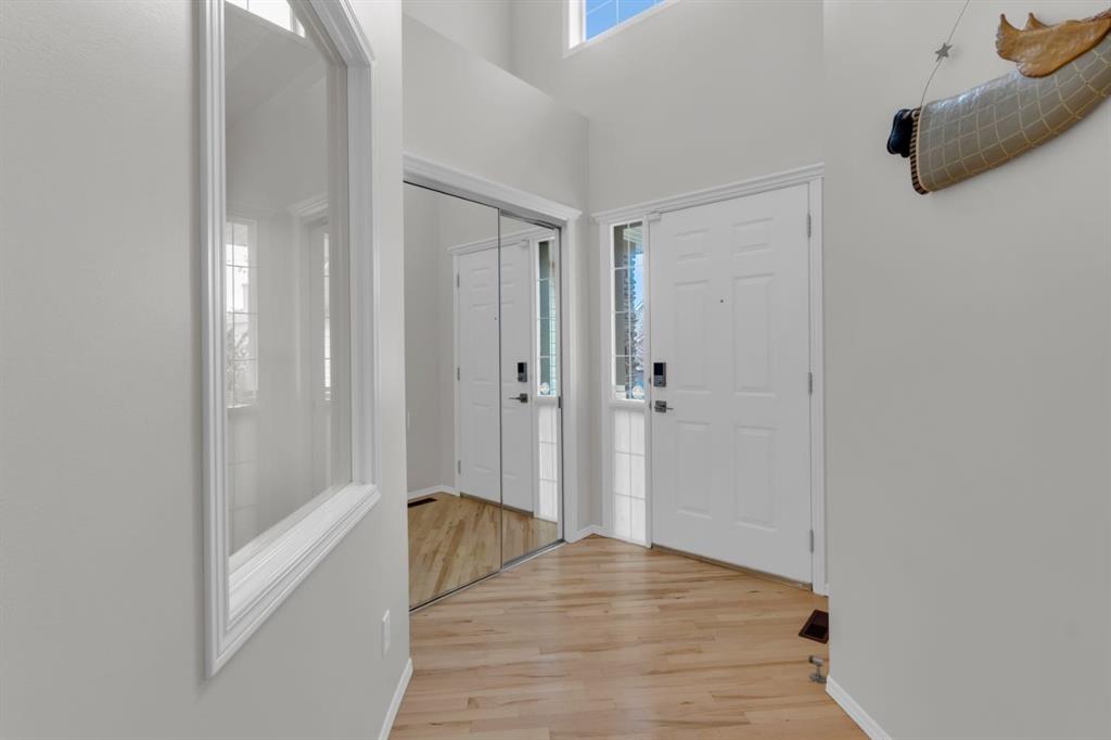 Picture for 26 Springbank Rise SW