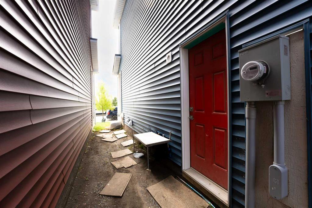 Picture for 64 Belvedere Park SE