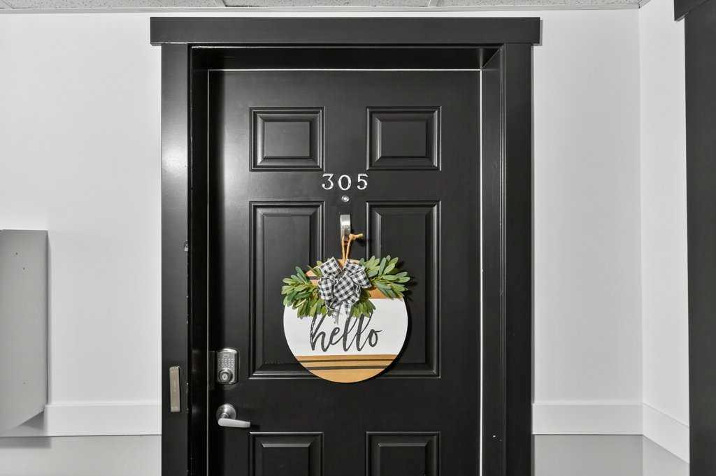 Picture for 305, 141 Mountain Street 