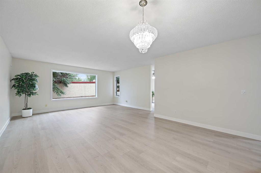 Picture for 22 Sandarac Circle NW