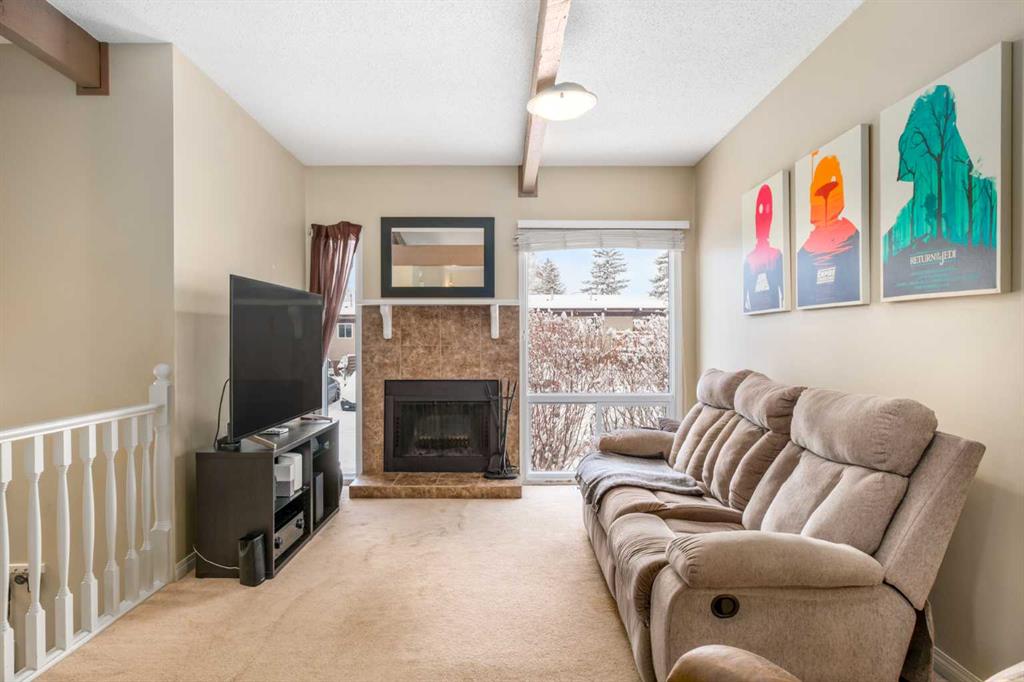 Picture for 104 Rundlewood Lane NE