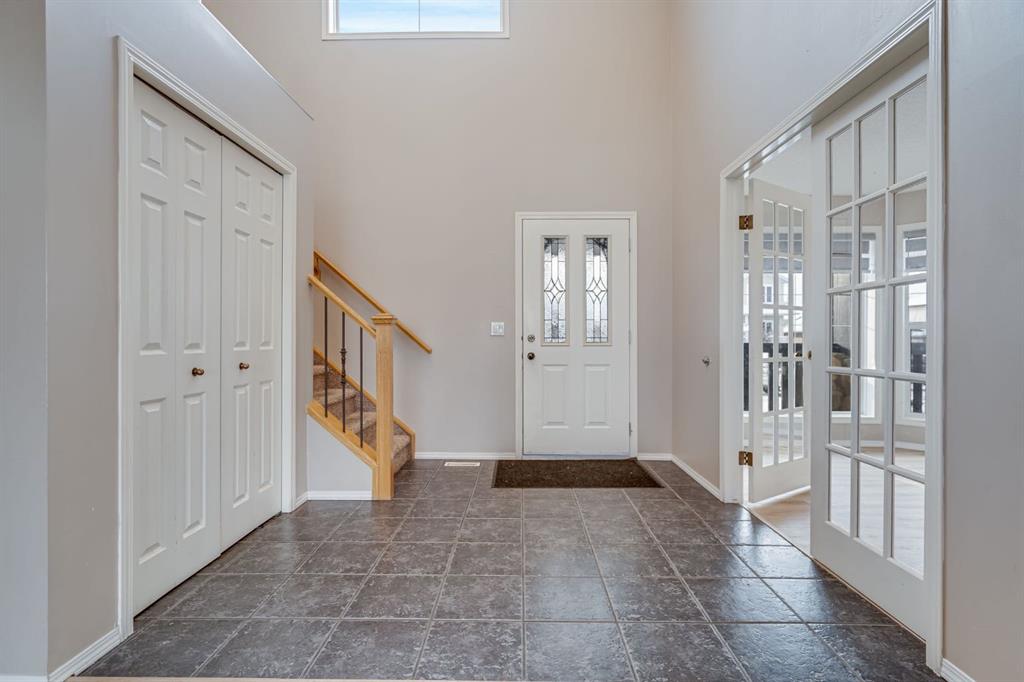 Picture for 104 Cove Crescent 