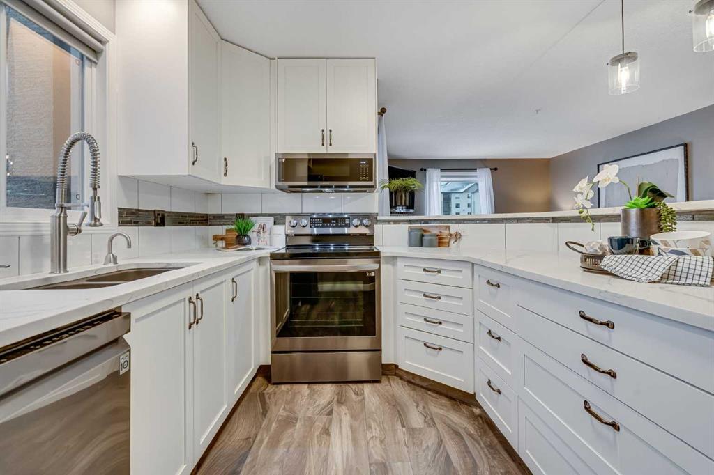 Picture for 8128, 304 Mackenzie Way SW