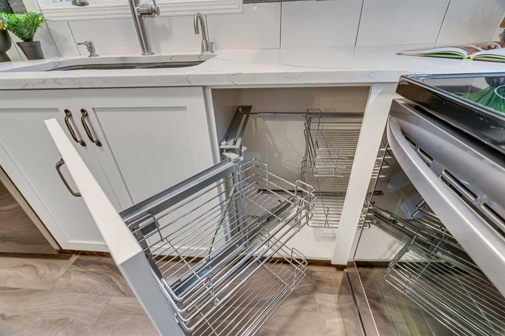 Picture for 8128, 304 Mackenzie Way SW