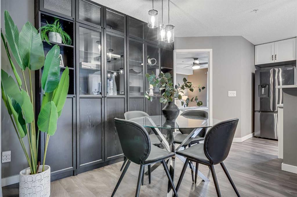 Picture for 8128, 304 Mackenzie Way SW