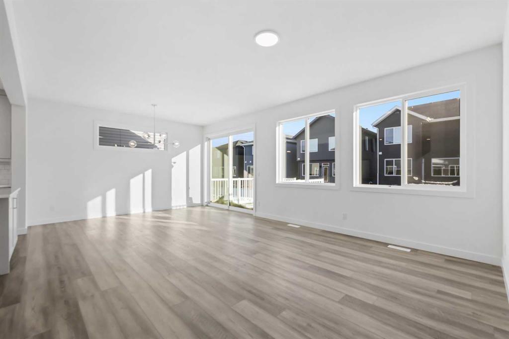 Picture for 40 Corner Glen Green NE