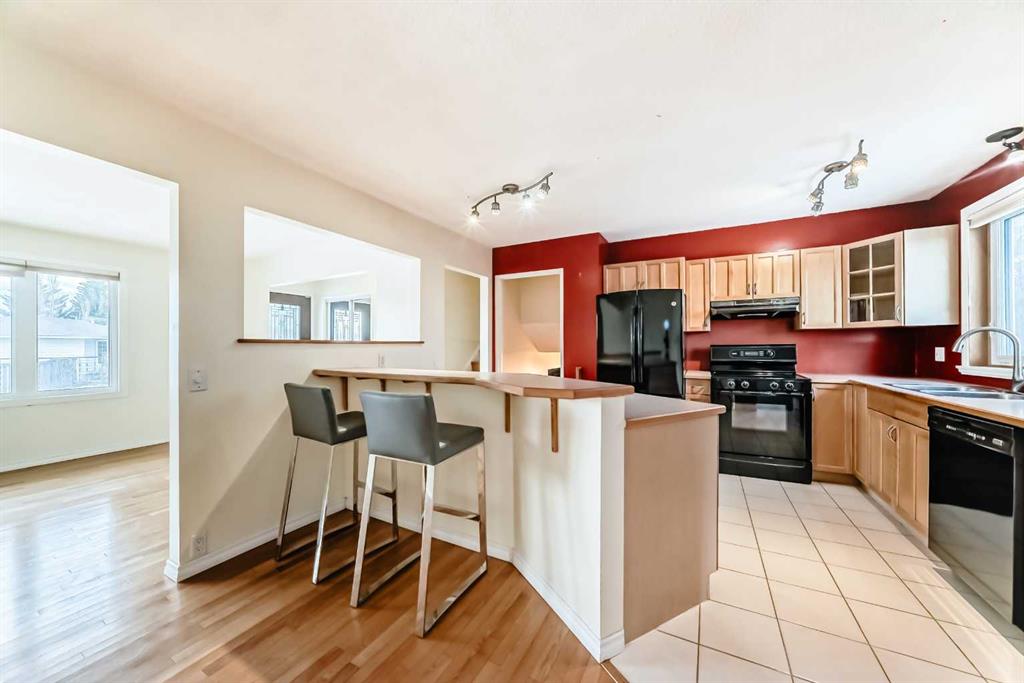 Picture for 540 Dalmeny Hill NW