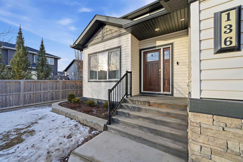 Picture for 136 Wildrose Crescent 