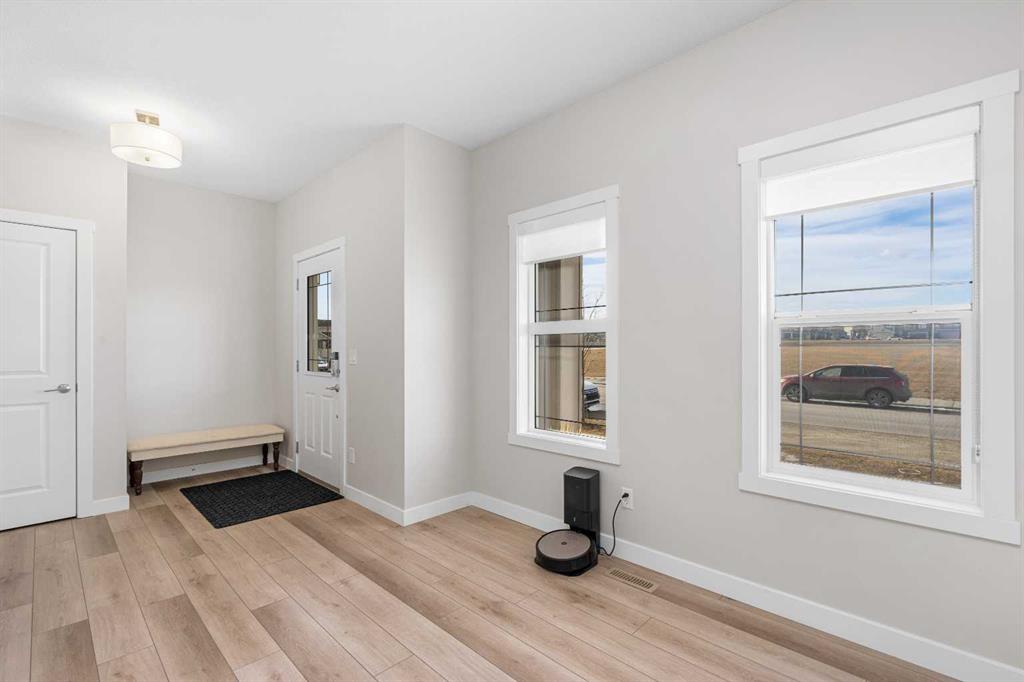 Picture for 352 Bayview Street SW