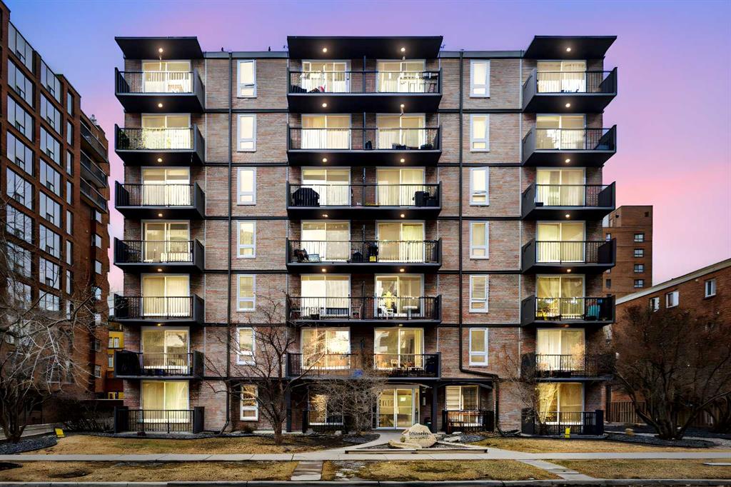 Picture for 202, 1015 14 Avenue SW