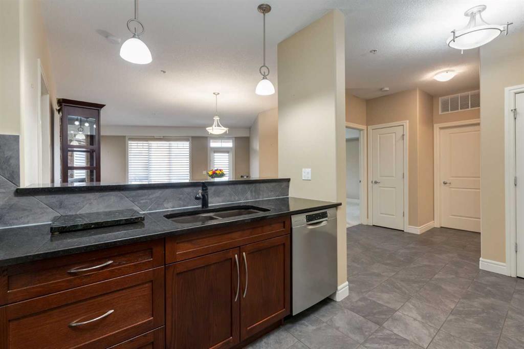 Picture for 2338, 2330 Fish Creek Boulevard SW