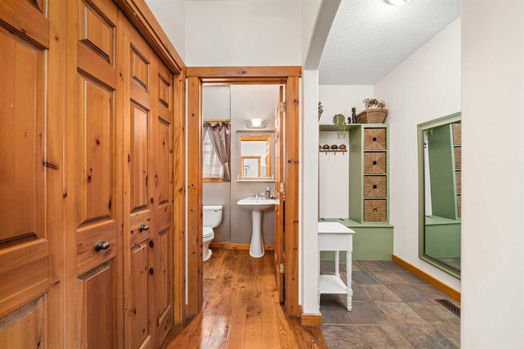 Picture for 122 Hidden Creek Heights NW