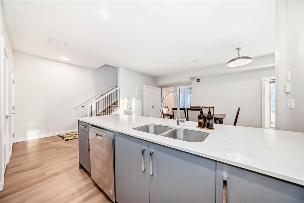 Picture for 2202, 151 Skyview Bay NE