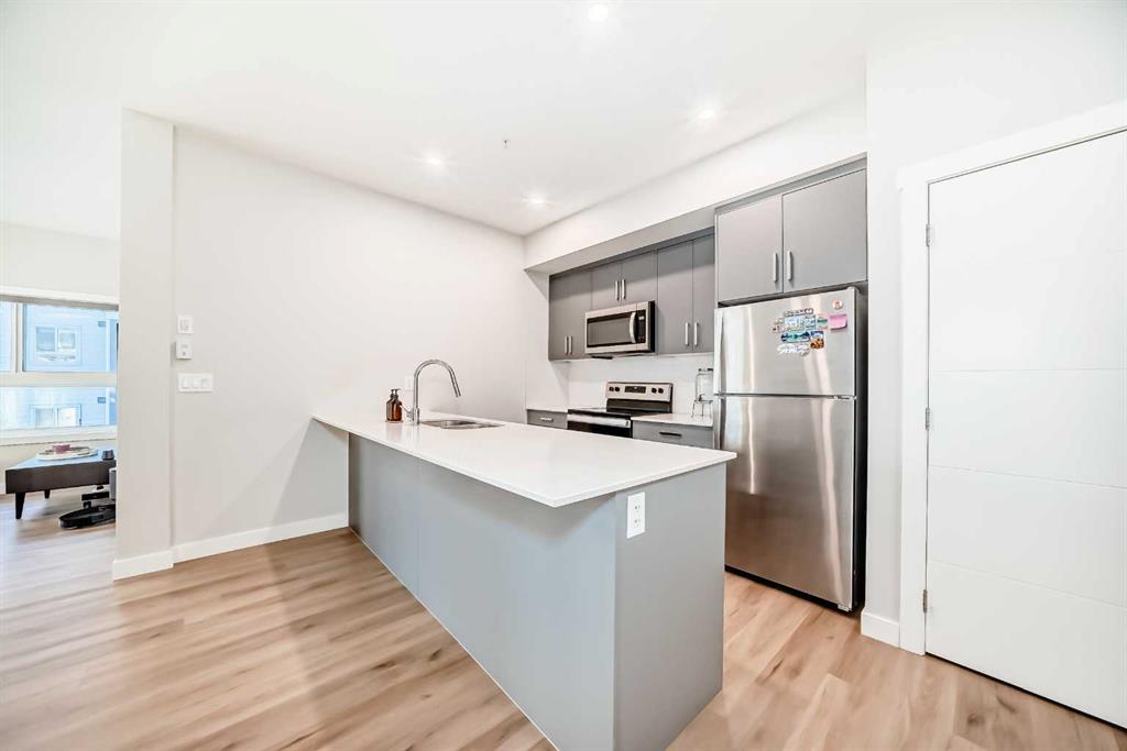 Picture for 2202, 151 Skyview Bay NE