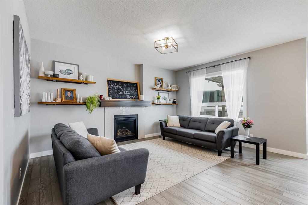 Picture for 230 Nolanhurst Bay NW