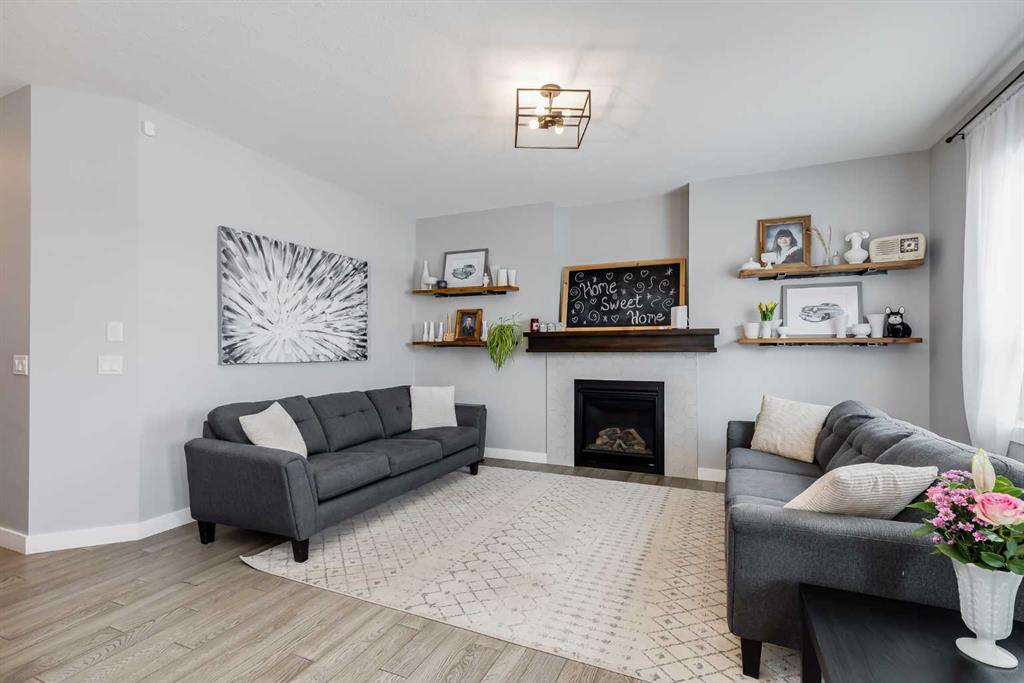 Picture for 230 Nolanhurst Bay NW