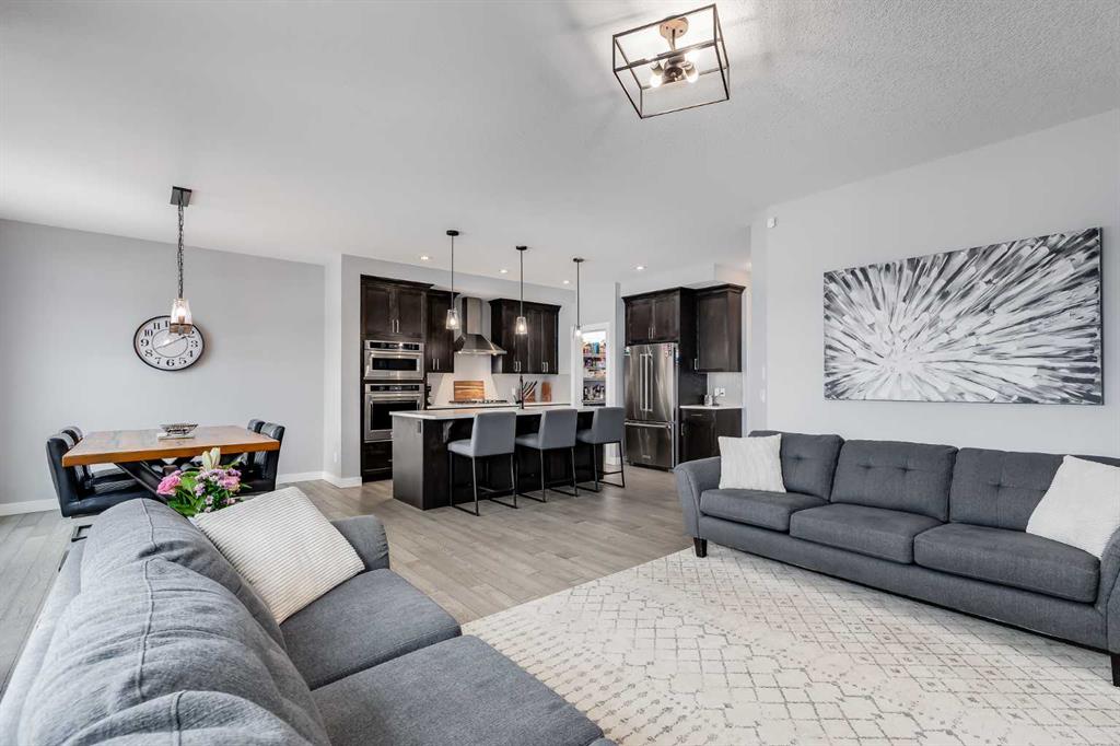 Picture for 230 Nolanhurst Bay NW