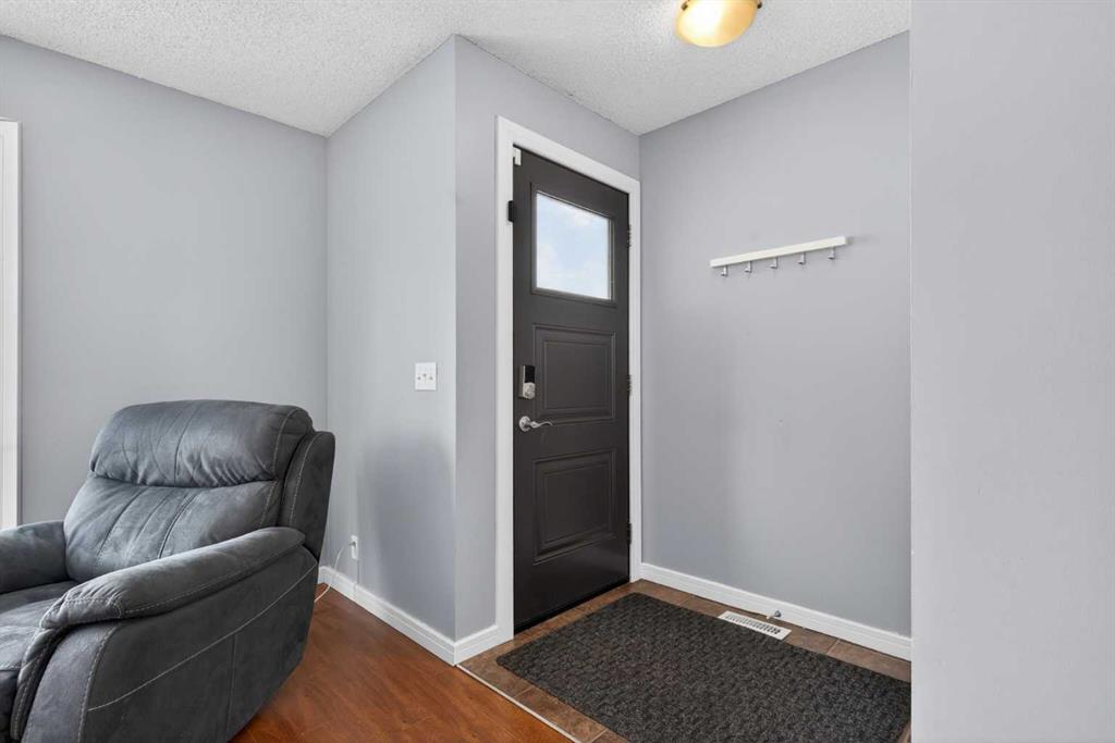 Picture for 8005 Ranchview Drive NW