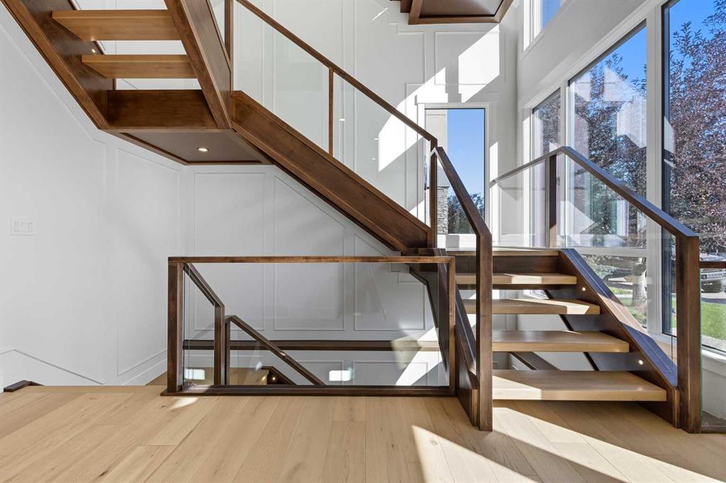 Picture for 2122 29 Avenue SW